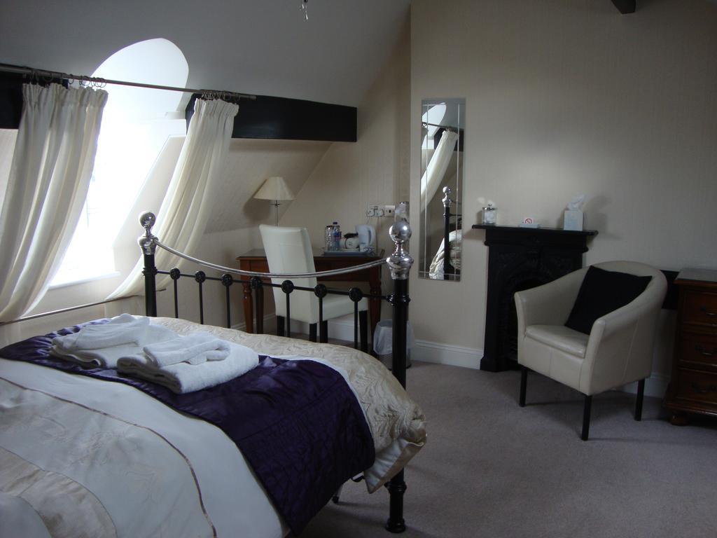 Ascot House Hotel Йорк Екстериор снимка